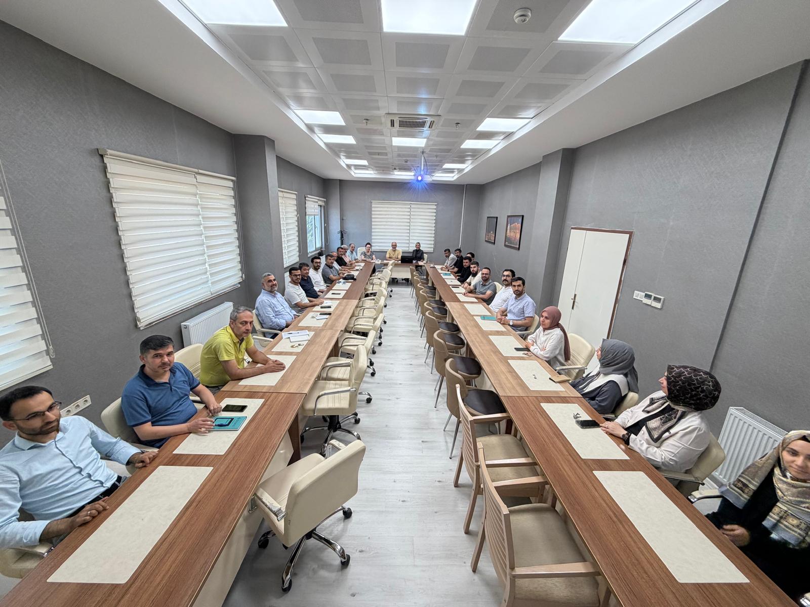Fakültemizde TÜBİTAK Proje Eğitimi Semineri Gerçekleştirildi