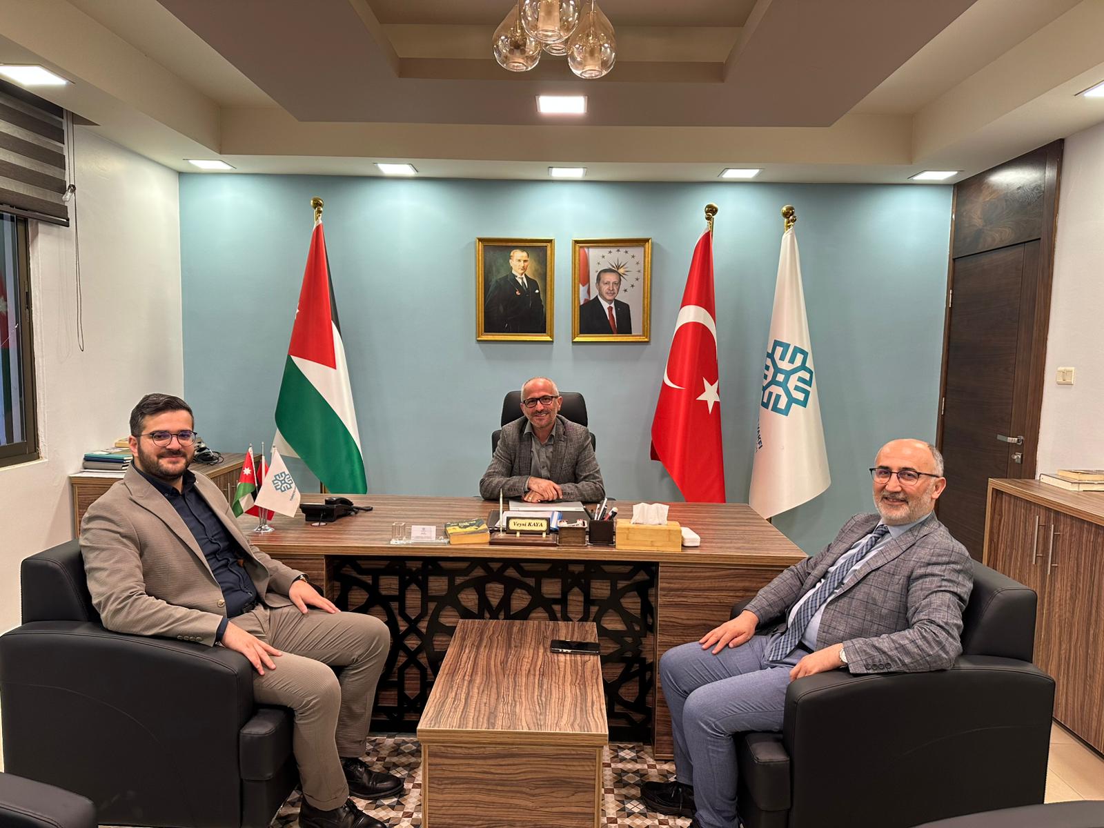 Fakülte Dekanımız, Türkiye Maarif Vakfı Ürdün Temsilcisi Sayın Veysi Kaya’yı Ziyaret Etti