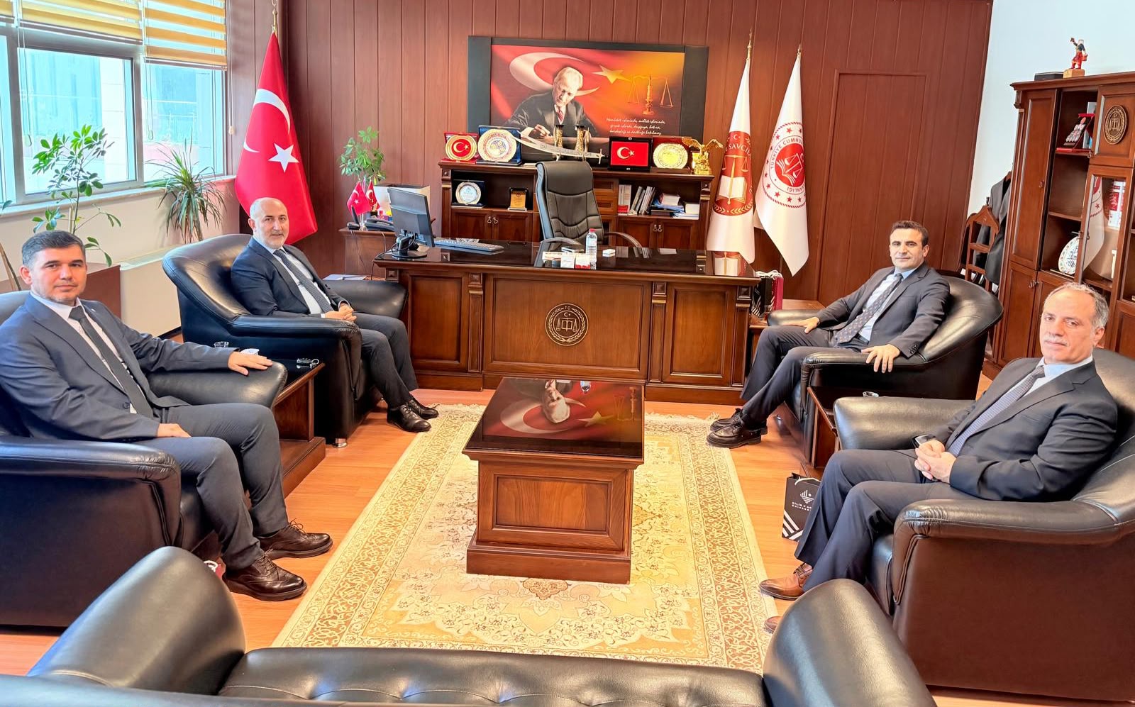 Fakültemizden Adalet Komisyonu Başkanına Ziyaret