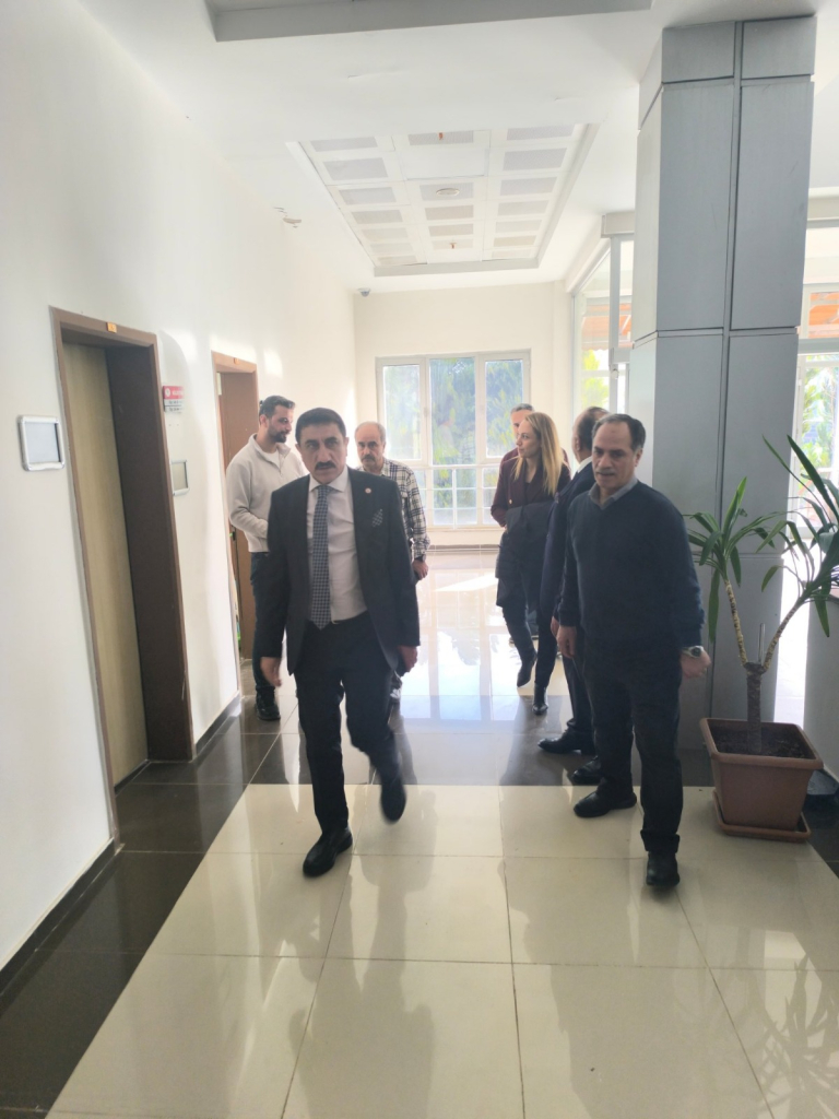 Rektörümüz Prof. Dr. Zekeriya Akman Fakültemizi Ziyaret Etti